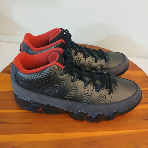 Nike Air Jordan 9 Golf Shoes Mens 9.5 Charcoal Black Red Outdoors FJ5934-002 - Picture 4 of 8